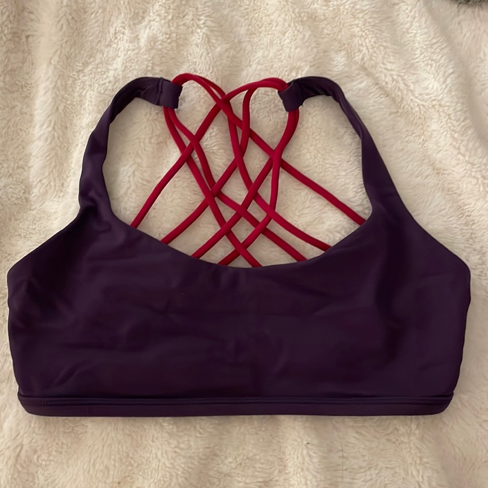 Lululemon Free to be Bra- Wild * Light Suppprt